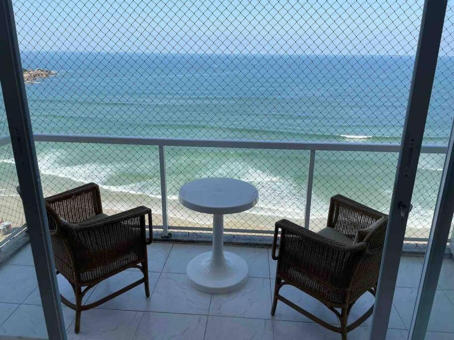 Hermoso Dpto Con Vista Frontal Al Mar Pitangueiras غوارويا المظهر الخارجي الصورة